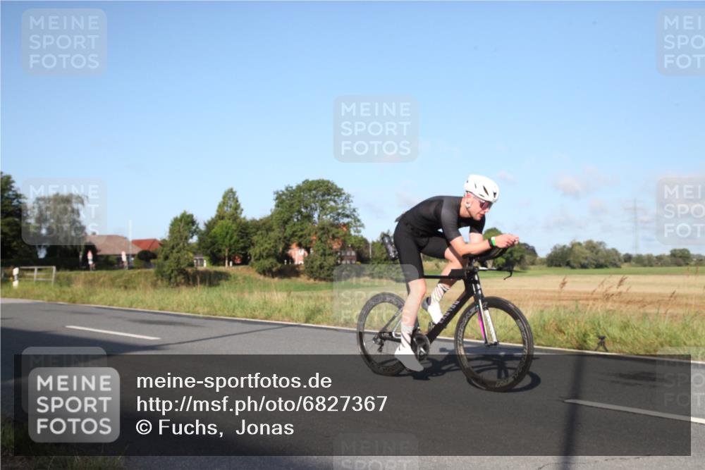 25.08.2024 - Elbe Triathlon Hamburg Fuchs,  Jonas http://msf.ph/oto/6827367 25.08.2024 09:11:25 Radfahren 318, 226, 58 meine-sportfotos.de