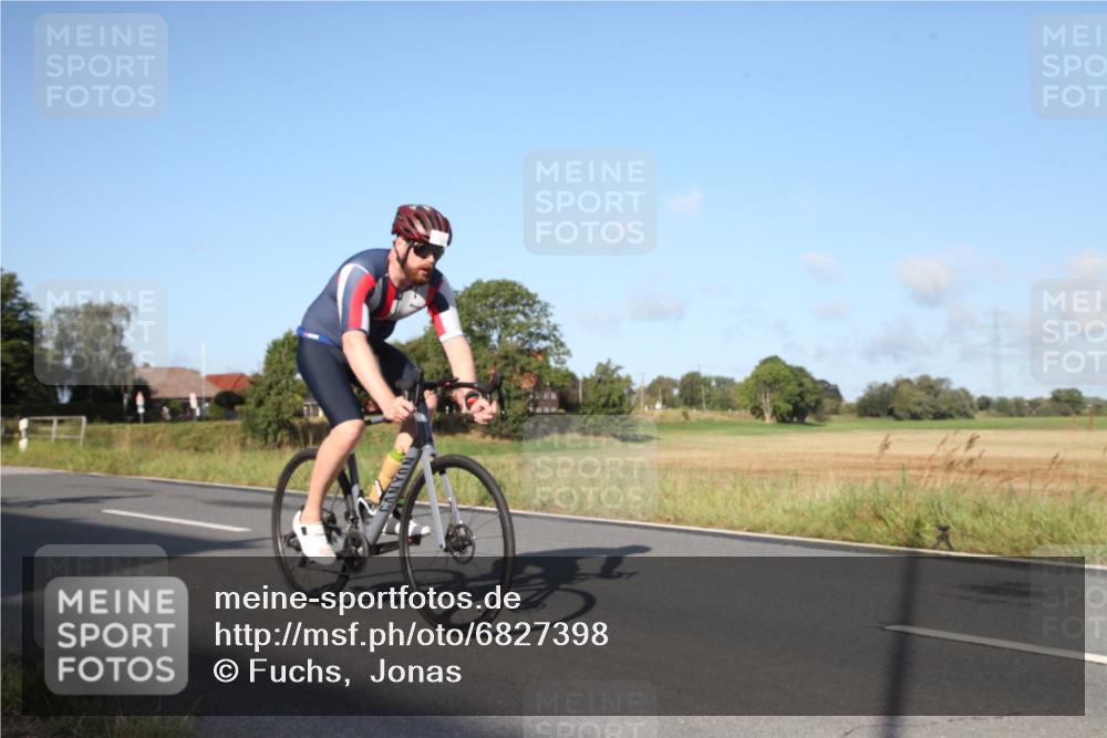 25.08.2024 - Elbe Triathlon Hamburg Fuchs,  Jonas http://msf.ph/oto/6827398 25.08.2024 09:11:46 Radfahren 87, 52, 157, 252, 168, 235 meine-sportfotos.de