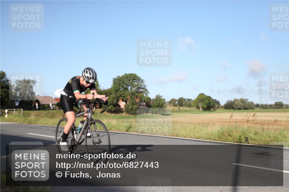 25.08.2024 - Elbe Triathlon Hamburg Fuchs,  Jonas http://msf.ph/oto/6827443 25.08.2024 09:12:16 Radfahren 83, 185, 182 meine-sportfotos.de