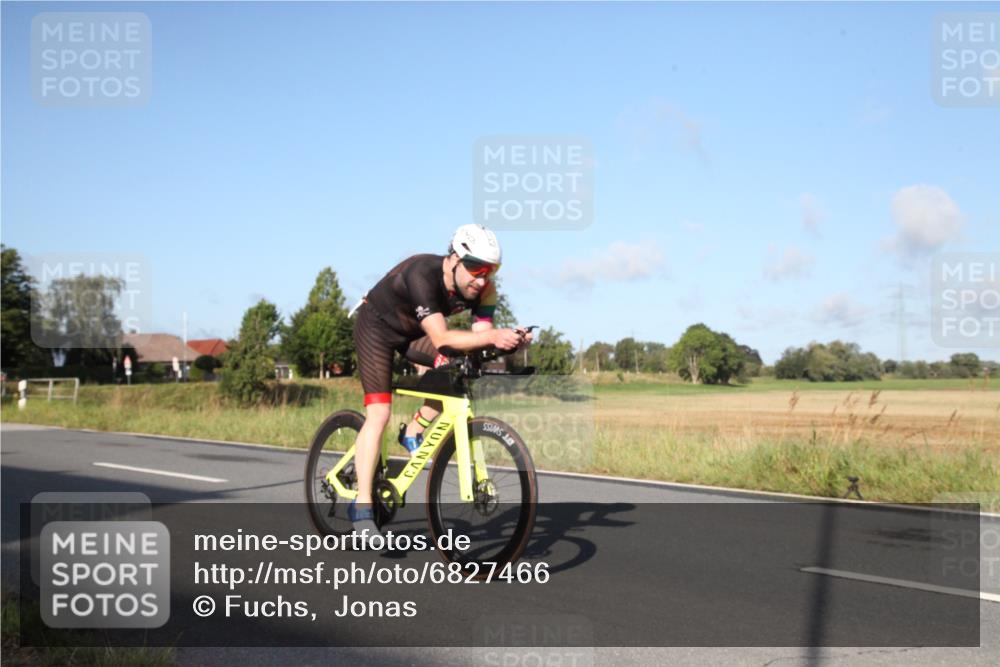 25.08.2024 - Elbe Triathlon Hamburg Fuchs,  Jonas http://msf.ph/oto/6827466 25.08.2024 09:12:37 Radfahren 165, 233, 54, 290 meine-sportfotos.de