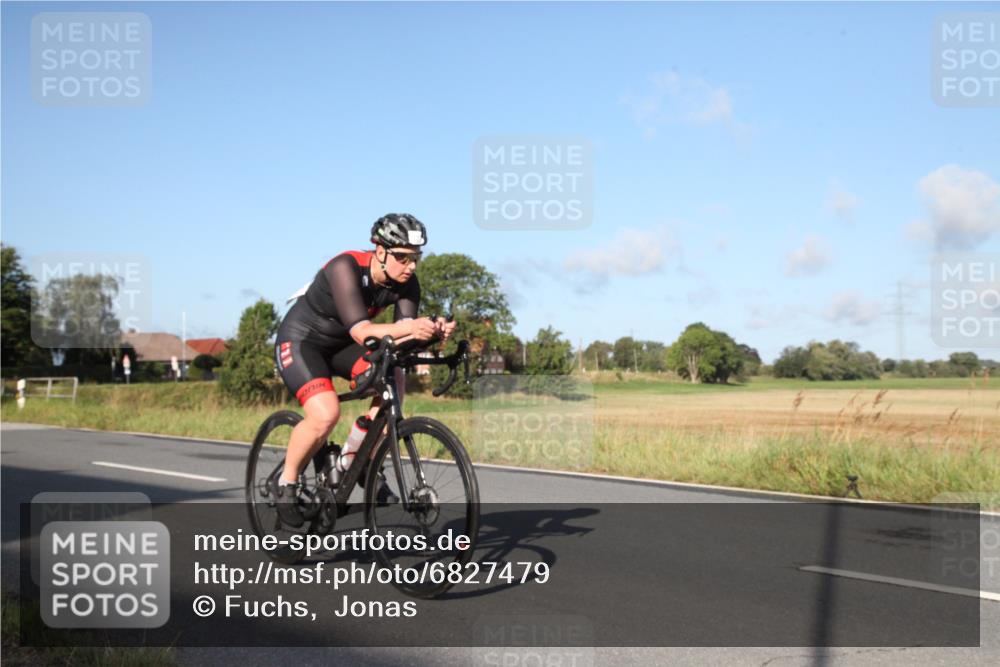 25.08.2024 - Elbe Triathlon Hamburg Fuchs,  Jonas http://msf.ph/oto/6827479 25.08.2024 09:12:55 Radfahren 131, 145, 130 meine-sportfotos.de