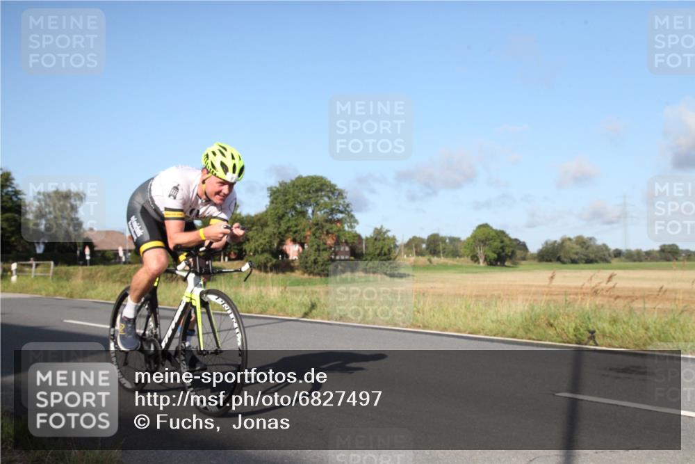 25.08.2024 - Elbe Triathlon Hamburg Fuchs,  Jonas http://msf.ph/oto/6827497 25.08.2024 09:13:16 Radfahren 41, 69 meine-sportfotos.de