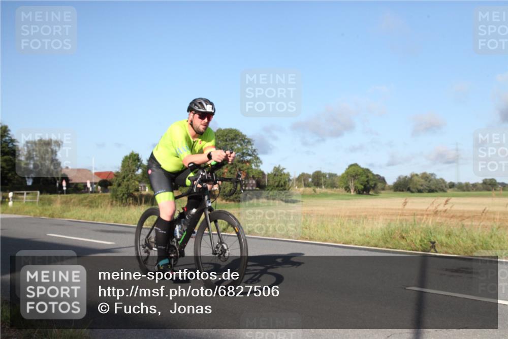 25.08.2024 - Elbe Triathlon Hamburg Fuchs,  Jonas http://msf.ph/oto/6827506 25.08.2024 09:13:25 Radfahren 65, 251 meine-sportfotos.de