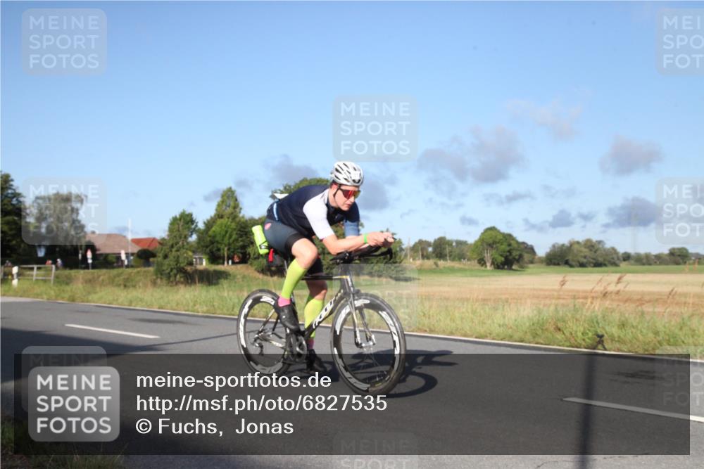 25.08.2024 - Elbe Triathlon Hamburg Fuchs,  Jonas http://msf.ph/oto/6827535 25.08.2024 09:14:04 Radfahren 286, 33, 317, 137, 114, 163 meine-sportfotos.de