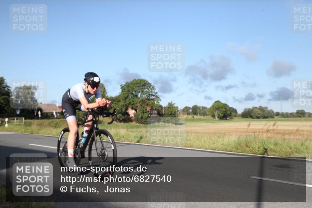 25.08.2024 - Elbe Triathlon Hamburg Fuchs,  Jonas http://msf.ph/oto/6827540 25.08.2024 09:14:08 Radfahren 317, 137, 114, 163, 385, 271, 305 meine-sportfotos.de