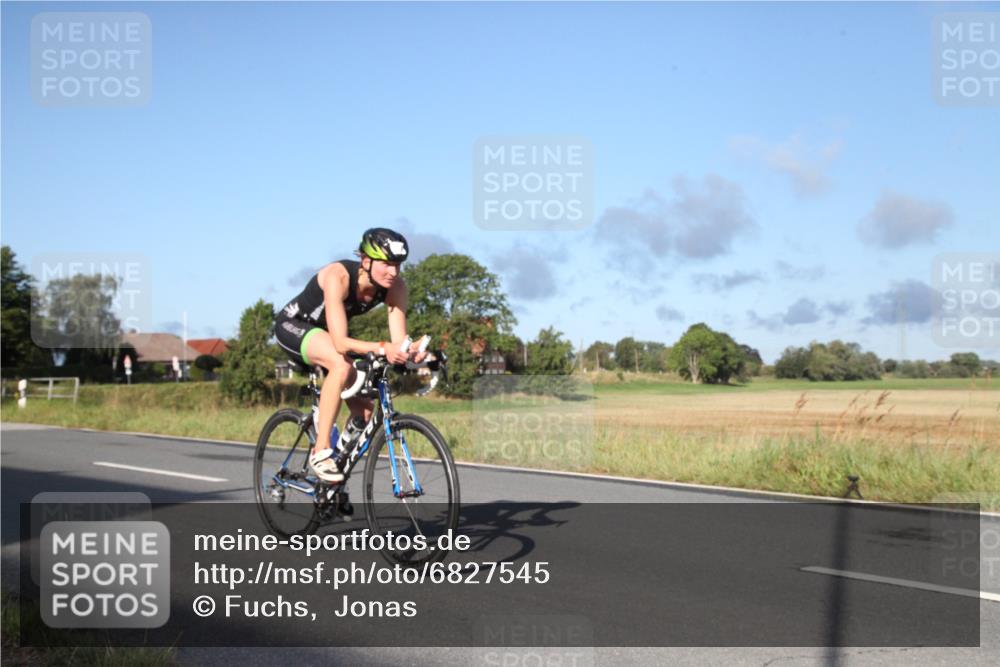 25.08.2024 - Elbe Triathlon Hamburg Fuchs,  Jonas http://msf.ph/oto/6827545 25.08.2024 09:14:09 Radfahren 317, 137, 114, 163, 385, 271, 305 meine-sportfotos.de