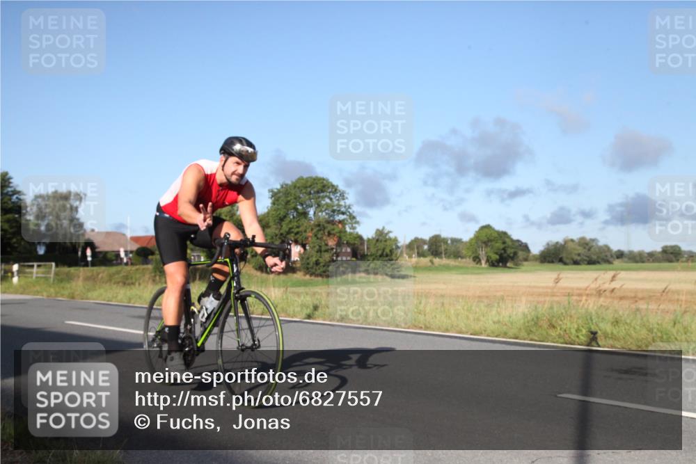 25.08.2024 - Elbe Triathlon Hamburg Fuchs,  Jonas http://msf.ph/oto/6827557 25.08.2024 09:14:15 Radfahren 163, 385, 271, 305, 175 meine-sportfotos.de