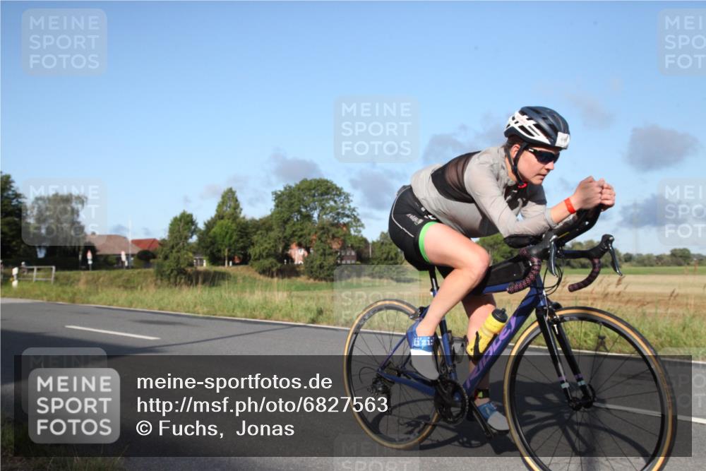 25.08.2024 - Elbe Triathlon Hamburg Fuchs,  Jonas http://msf.ph/oto/6827563 25.08.2024 09:14:25 Radfahren 239, 113, 90 meine-sportfotos.de