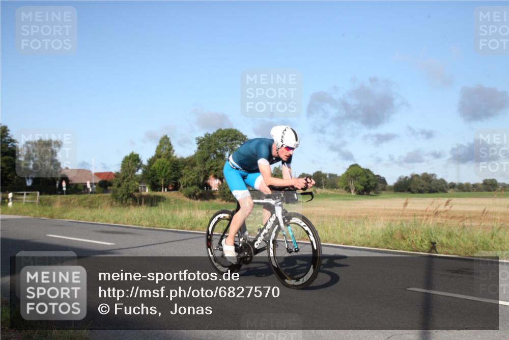 25.08.2024 - Elbe Triathlon Hamburg Fuchs,  Jonas http://msf.ph/oto/6827570 25.08.2024 09:14:34 Radfahren 90, 136, 403, 250 meine-sportfotos.de