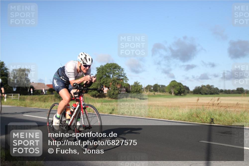 25.08.2024 - Elbe Triathlon Hamburg Fuchs,  Jonas http://msf.ph/oto/6827575 25.08.2024 09:14:43 Radfahren 147, 219 meine-sportfotos.de