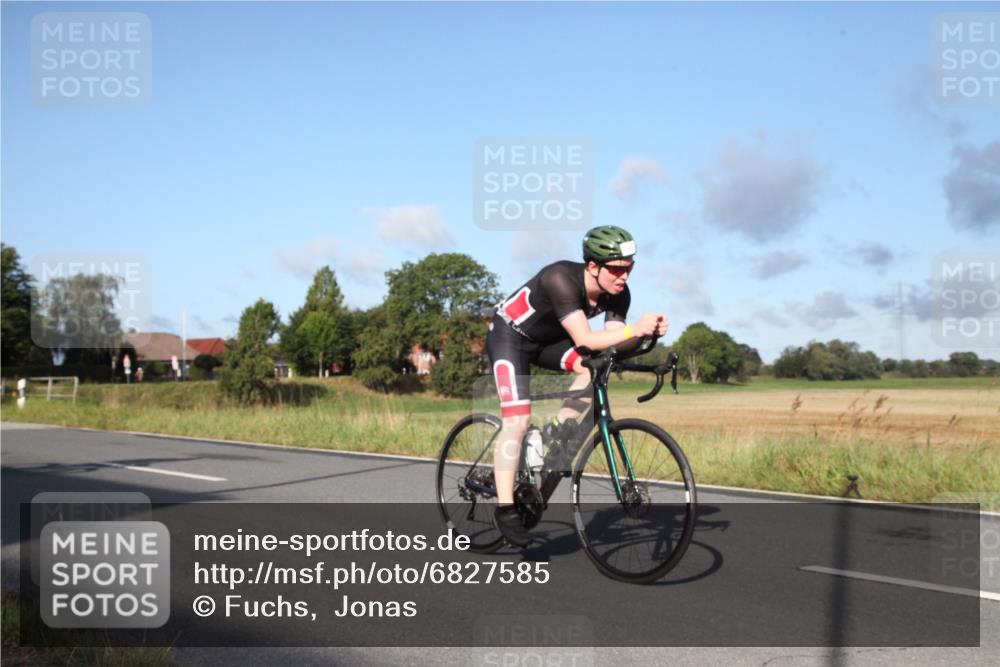 25.08.2024 - Elbe Triathlon Hamburg Fuchs,  Jonas http://msf.ph/oto/6827585 25.08.2024 09:14:59 Radfahren 63, 125, 170 meine-sportfotos.de