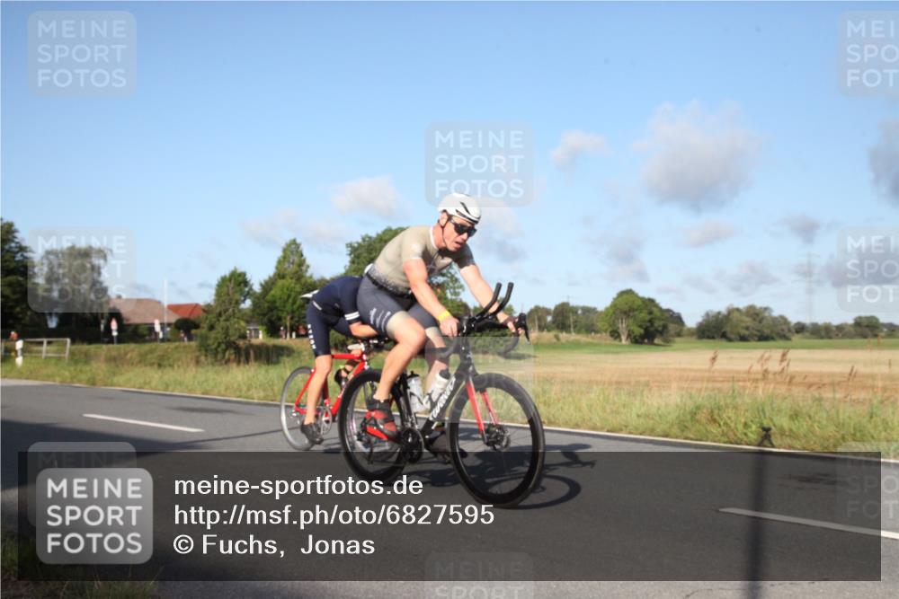 25.08.2024 - Elbe Triathlon Hamburg Fuchs,  Jonas http://msf.ph/oto/6827595 25.08.2024 09:15:10 Radfahren 85, 207, 98 meine-sportfotos.de