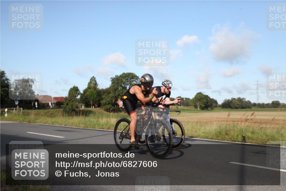 25.08.2024 - Elbe Triathlon Hamburg Fuchs,  Jonas http://msf.ph/oto/6827606 25.08.2024 09:15:31 Radfahren 146, 264, 312, 302, 70, 88 meine-sportfotos.de