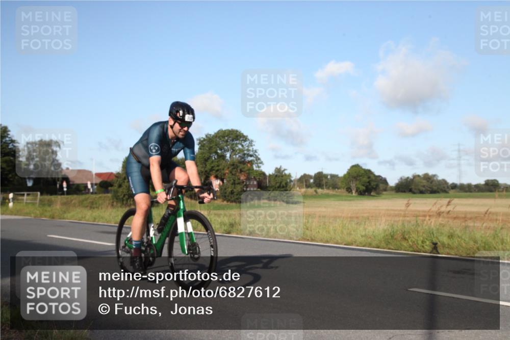 25.08.2024 - Elbe Triathlon Hamburg Fuchs,  Jonas http://msf.ph/oto/6827612 25.08.2024 09:15:33 Radfahren 264, 312, 302, 70, 88 meine-sportfotos.de
