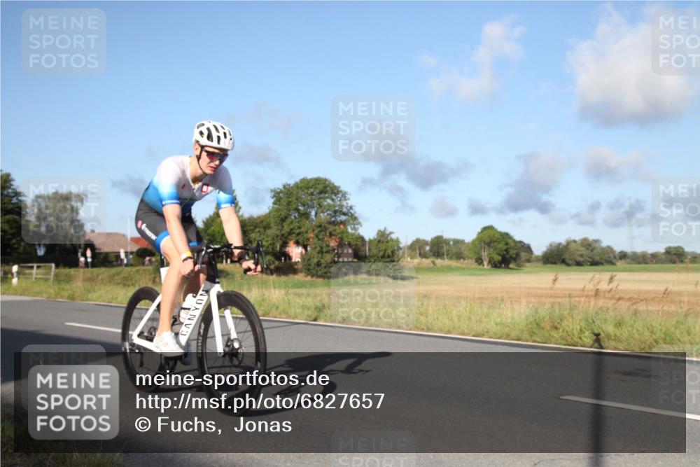 25.08.2024 - Elbe Triathlon Hamburg Fuchs,  Jonas http://msf.ph/oto/6827657 25.08.2024 09:16:24 Radfahren 78, 181, 67, 330, 101, 72 meine-sportfotos.de
