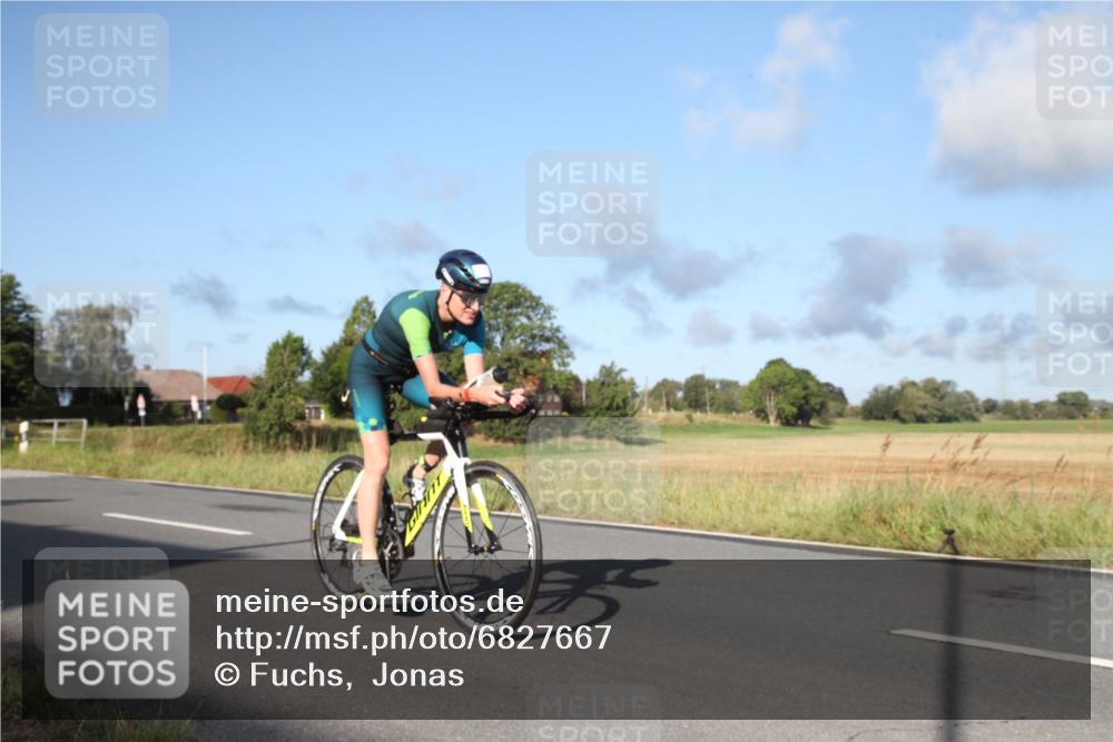 25.08.2024 - Elbe Triathlon Hamburg Fuchs,  Jonas http://msf.ph/oto/6827667 25.08.2024 09:16:33 Radfahren 72, 127, 118, 254, 123, 173, 314 meine-sportfotos.de