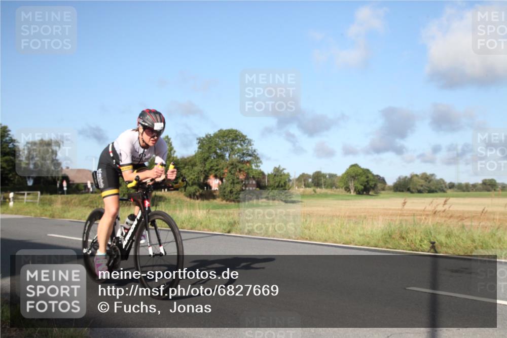 25.08.2024 - Elbe Triathlon Hamburg Fuchs,  Jonas http://msf.ph/oto/6827669 25.08.2024 09:16:34 Radfahren 72, 127, 118, 254, 123, 173, 314 meine-sportfotos.de