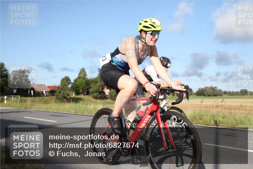 25.08.2024 - Elbe Triathlon Hamburg Fuchs,  Jonas http://msf.ph/oto/6827674 25.08.2024 09:16:36 Radfahren 127, 118, 254, 123, 173, 314 meine-sportfotos.de