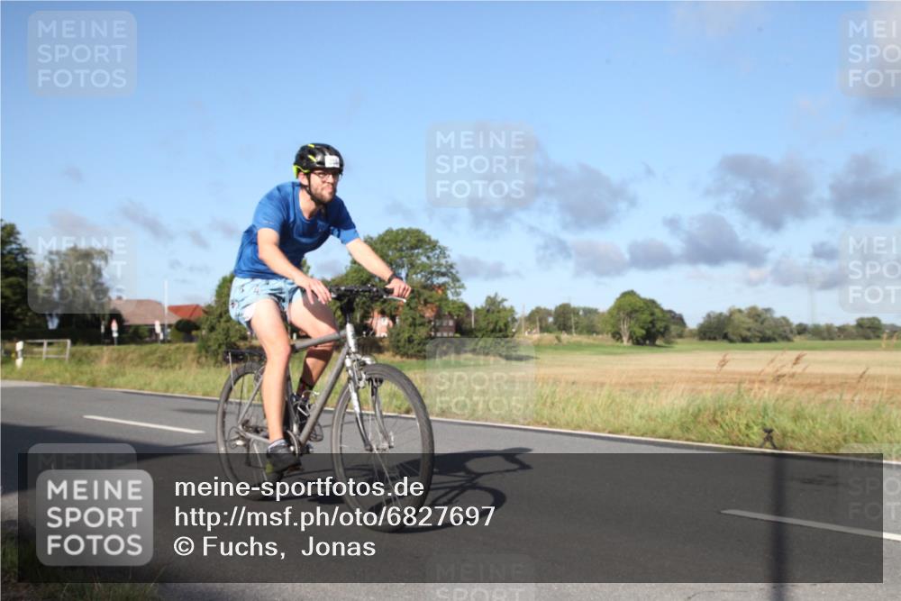 25.08.2024 - Elbe Triathlon Hamburg Fuchs,  Jonas http://msf.ph/oto/6827697 25.08.2024 09:17:18 Radfahren 255 meine-sportfotos.de