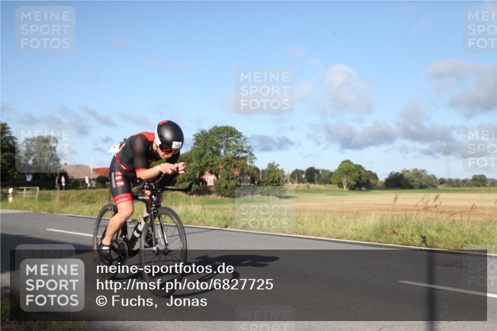 25.08.2024 - Elbe Triathlon Hamburg Fuchs,  Jonas http://msf.ph/oto/6827725 25.08.2024 09:18:02 Radfahren 229, 187, 391 meine-sportfotos.de
