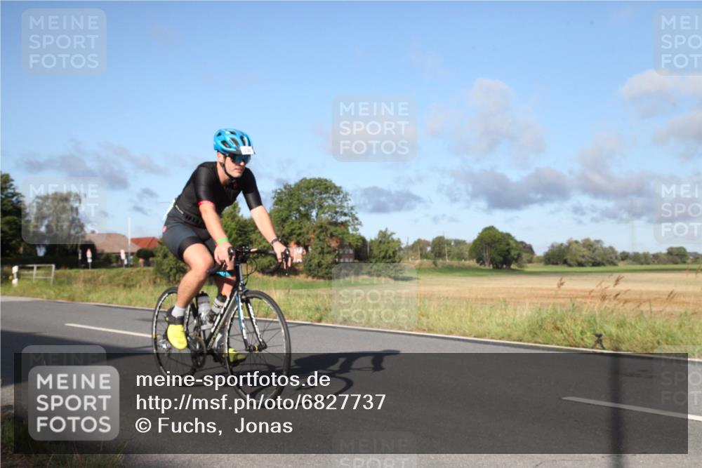 25.08.2024 - Elbe Triathlon Hamburg Fuchs,  Jonas http://msf.ph/oto/6827737 25.08.2024 09:18:16 Radfahren 326, 107, 339, 234, 325 meine-sportfotos.de