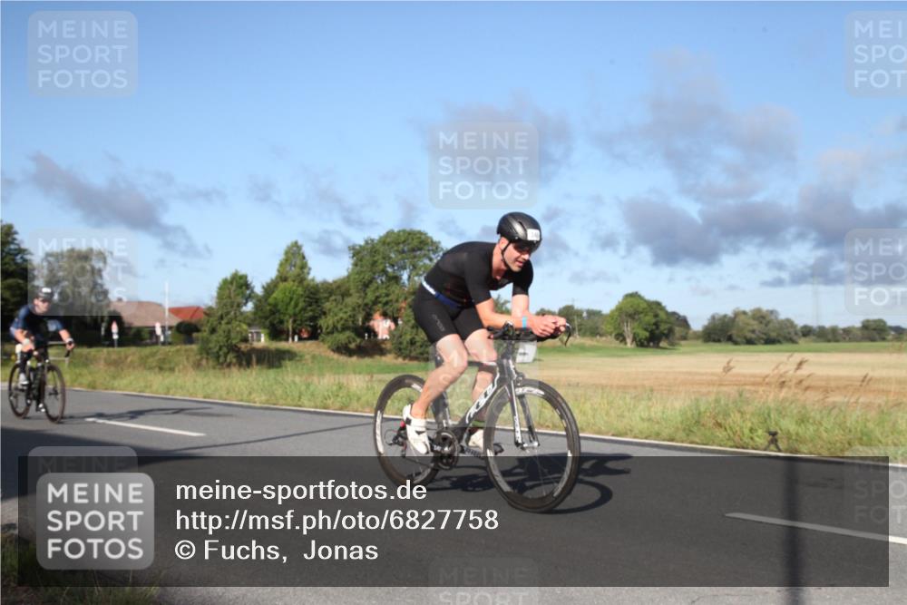 25.08.2024 - Elbe Triathlon Hamburg Fuchs,  Jonas http://msf.ph/oto/6827758 25.08.2024 09:18:57 Radfahren 164, 345, 200, 156, 155 meine-sportfotos.de