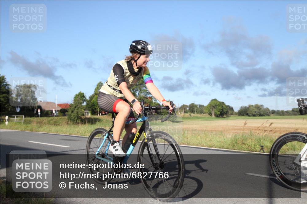 25.08.2024 - Elbe Triathlon Hamburg Fuchs,  Jonas http://msf.ph/oto/6827766 25.08.2024 09:18:59 Radfahren 164, 345, 200, 156, 155 meine-sportfotos.de