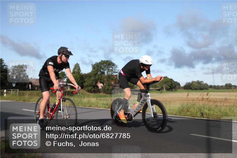 25.08.2024 - Elbe Triathlon Hamburg Fuchs,  Jonas http://msf.ph/oto/6827785 25.08.2024 09:19:21 Radfahren 243, 268, 396, 269, 319, 40 meine-sportfotos.de