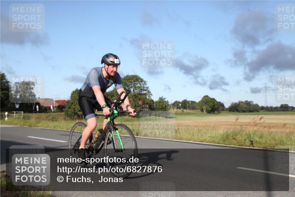 25.08.2024 - Elbe Triathlon Hamburg Fuchs,  Jonas http://msf.ph/oto/6827876 25.08.2024 09:21:20 Radfahren 246, 298, 311 meine-sportfotos.de