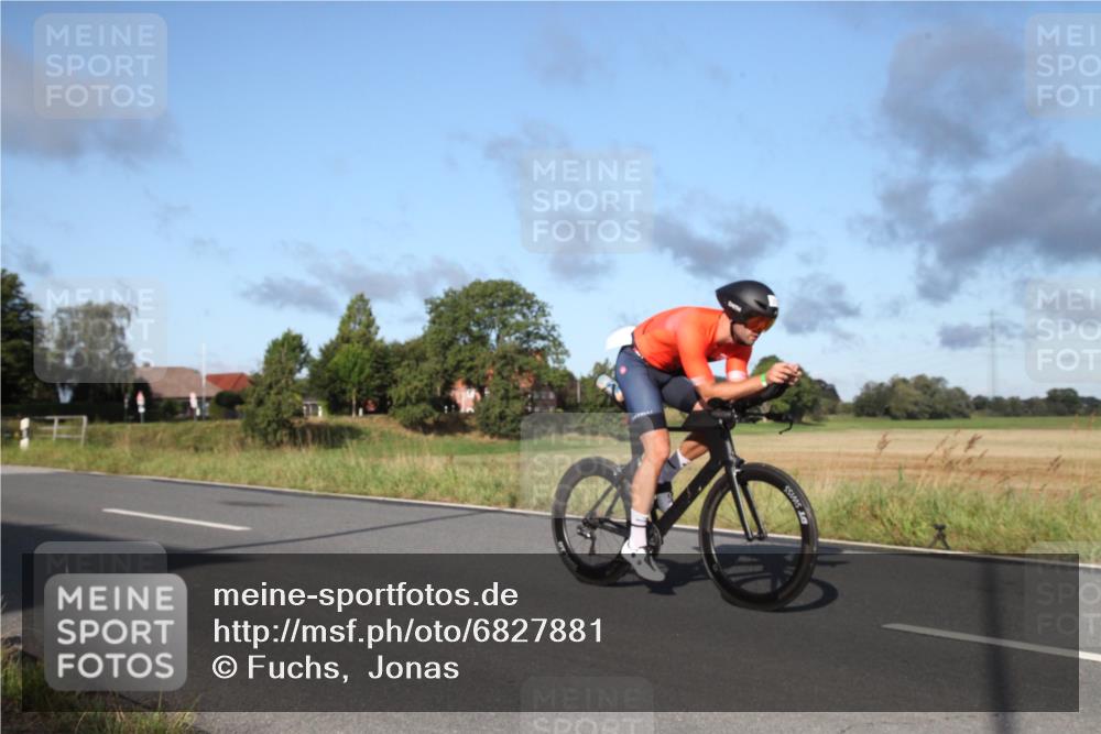 25.08.2024 - Elbe Triathlon Hamburg Fuchs,  Jonas http://msf.ph/oto/6827881 25.08.2024 09:21:25 Radfahren 246, 298, 311 meine-sportfotos.de