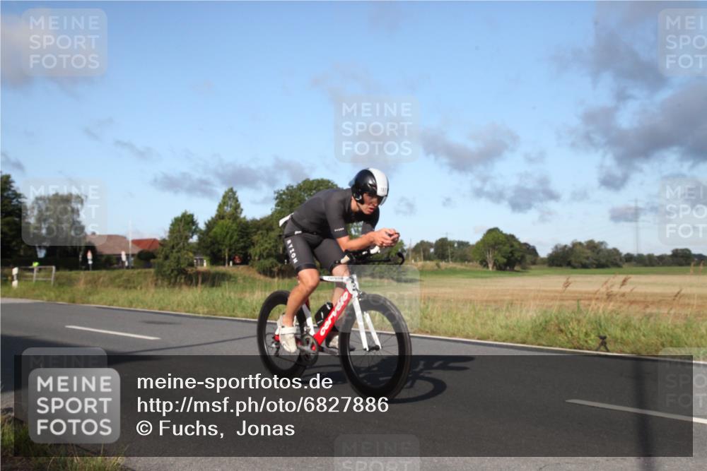 25.08.2024 - Elbe Triathlon Hamburg Fuchs,  Jonas http://msf.ph/oto/6827886 25.08.2024 09:21:39 Radfahren 188, 197, 204, 42, 46, 92, 294, 34 meine-sportfotos.de