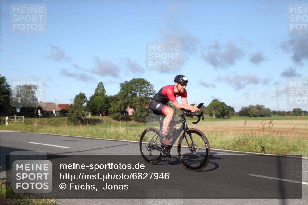 25.08.2024 - Elbe Triathlon Hamburg Fuchs,  Jonas http://msf.ph/oto/6827946 25.08.2024 09:22:27 Radfahren 62, 440, 410, 128, 75 meine-sportfotos.de