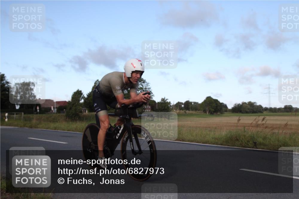 25.08.2024 - Elbe Triathlon Hamburg Fuchs,  Jonas http://msf.ph/oto/6827973 25.08.2024 09:23:12 Radfahren 105, 340, 120 meine-sportfotos.de