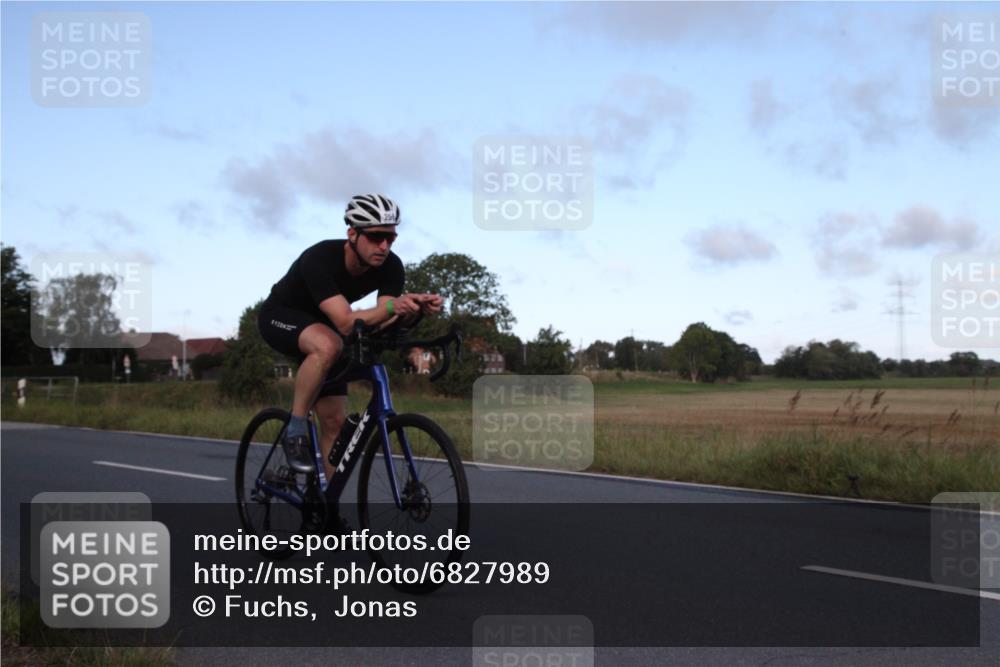 25.08.2024 - Elbe Triathlon Hamburg Fuchs,  Jonas http://msf.ph/oto/6827989 25.08.2024 09:23:30 Radfahren 167, 258, 86, 64 meine-sportfotos.de