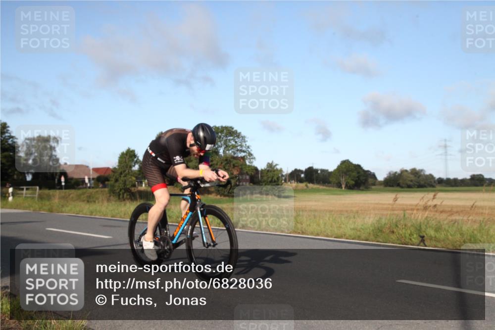 25.08.2024 - Elbe Triathlon Hamburg Fuchs,  Jonas http://msf.ph/oto/6828036 25.08.2024 09:24:24 Radfahren 295, 94, 420, 309, 186, 180 meine-sportfotos.de