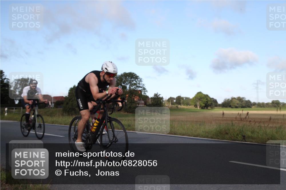 25.08.2024 - Elbe Triathlon Hamburg Fuchs,  Jonas http://msf.ph/oto/6828056 25.08.2024 09:24:45 Radfahren 161, 160, 261, 248, 349, 236, 262, 414 meine-sportfotos.de