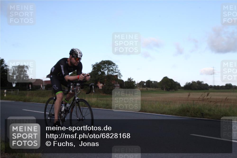 25.08.2024 - Elbe Triathlon Hamburg Fuchs,  Jonas http://msf.ph/oto/6828168 25.08.2024 09:26:29 Radfahren 194, 217, 244, 193, 293, 239 meine-sportfotos.de