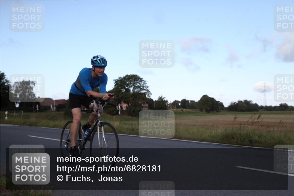 25.08.2024 - Elbe Triathlon Hamburg Fuchs,  Jonas http://msf.ph/oto/6828181 25.08.2024 09:26:56 Radfahren 409, 282 meine-sportfotos.de
