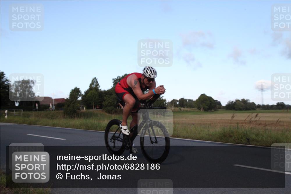 25.08.2024 - Elbe Triathlon Hamburg Fuchs,  Jonas http://msf.ph/oto/6828186 25.08.2024 09:27:10 Radfahren 134, 372 meine-sportfotos.de