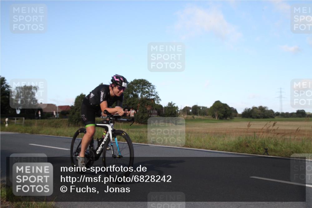25.08.2024 - Elbe Triathlon Hamburg Fuchs,  Jonas http://msf.ph/oto/6828242 25.08.2024 09:28:27 Radfahren 168, 143, 431, 368 meine-sportfotos.de