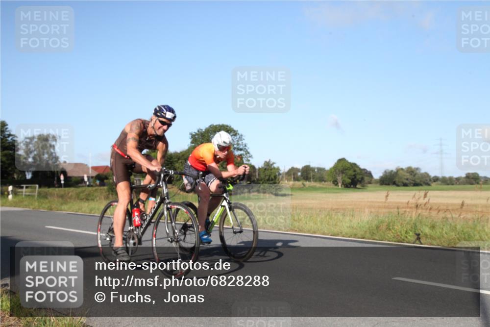 25.08.2024 - Elbe Triathlon Hamburg Fuchs,  Jonas http://msf.ph/oto/6828288 25.08.2024 09:29:06 Radfahren 152, 442, 418, 528, 111, 211 meine-sportfotos.de