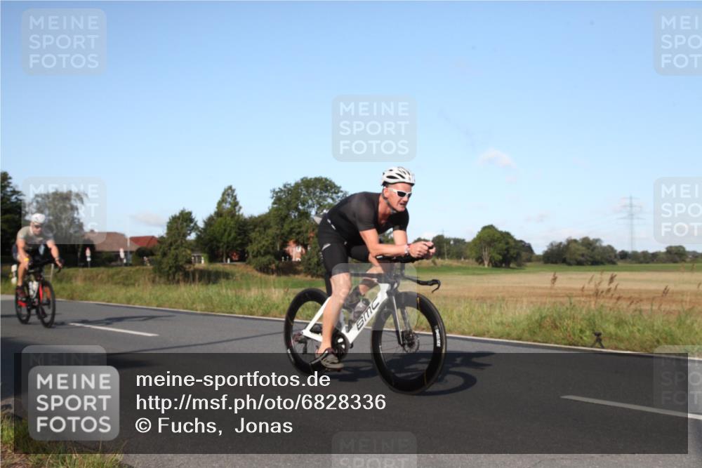 25.08.2024 - Elbe Triathlon Hamburg Fuchs,  Jonas http://msf.ph/oto/6828336 25.08.2024 09:29:51 Radfahren 66, 447, 98, 407, 138, 385, 401, 305 meine-sportfotos.de