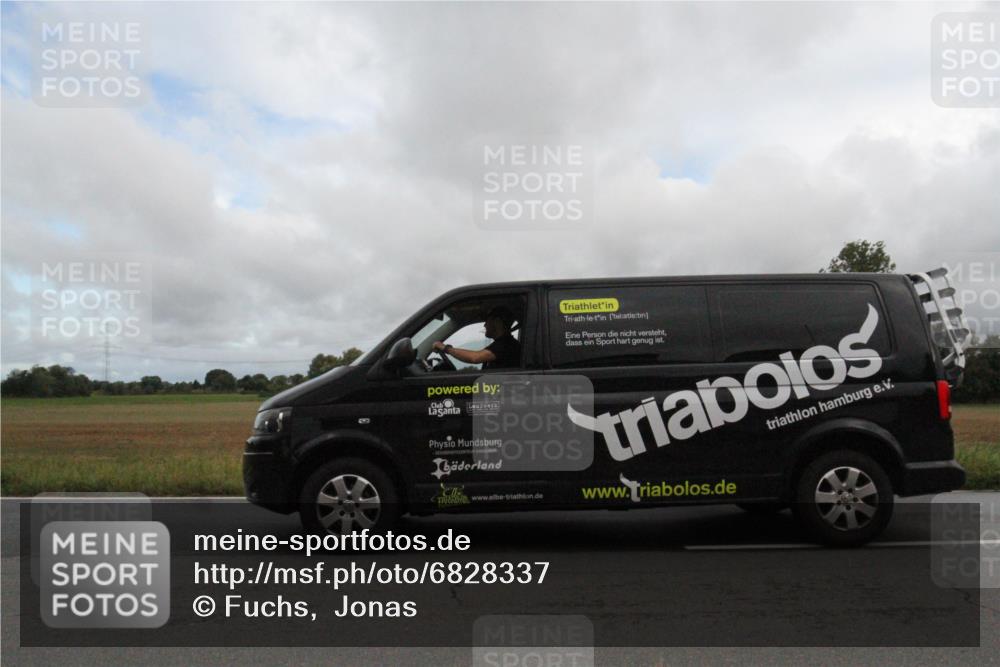 25.08.2024 - Elbe Triathlon Hamburg Fuchs,  Jonas http://msf.ph/oto/6828337 25.08.2024 08:20:33 Radfahren  meine-sportfotos.de
