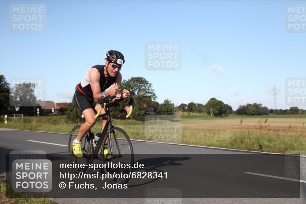 25.08.2024 - Elbe Triathlon Hamburg Fuchs,  Jonas http://msf.ph/oto/6828341 25.08.2024 09:29:52 Radfahren 66, 447, 98, 407, 138, 385, 401, 305 meine-sportfotos.de