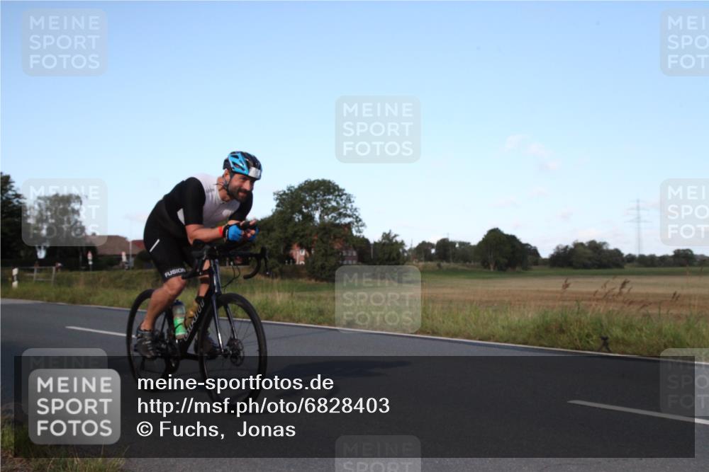 25.08.2024 - Elbe Triathlon Hamburg Fuchs,  Jonas http://msf.ph/oto/6828403 25.08.2024 09:30:31 Radfahren 361, 170, 330, 88 meine-sportfotos.de