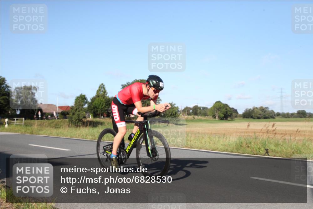 25.08.2024 - Elbe Triathlon Hamburg Fuchs,  Jonas http://msf.ph/oto/6828530 25.08.2024 09:31:34 Radfahren 223, 242, 173, 176 meine-sportfotos.de