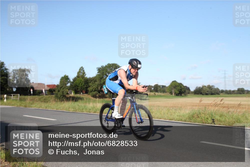 25.08.2024 - Elbe Triathlon Hamburg Fuchs,  Jonas http://msf.ph/oto/6828533 25.08.2024 09:31:38 Radfahren 242, 173, 176, 200, 373 meine-sportfotos.de