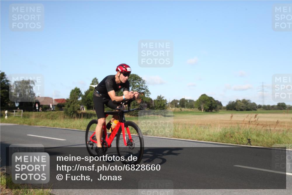 25.08.2024 - Elbe Triathlon Hamburg Fuchs,  Jonas http://msf.ph/oto/6828660 25.08.2024 09:32:43 Radfahren 441, 177 meine-sportfotos.de