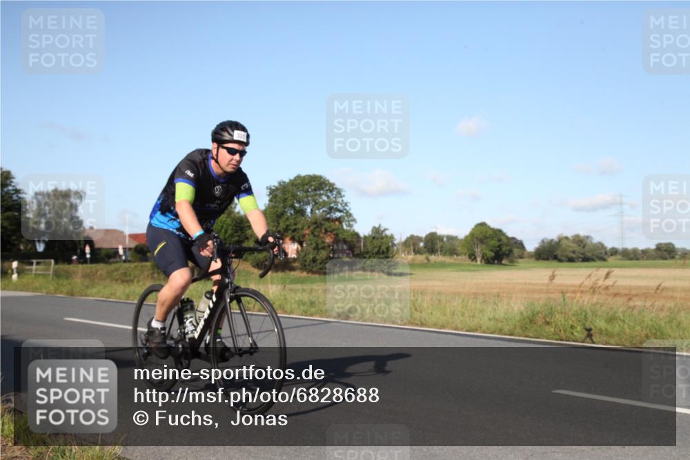 25.08.2024 - Elbe Triathlon Hamburg Fuchs,  Jonas http://msf.ph/oto/6828688 25.08.2024 09:33:17 Radfahren 331, 172, 313 meine-sportfotos.de