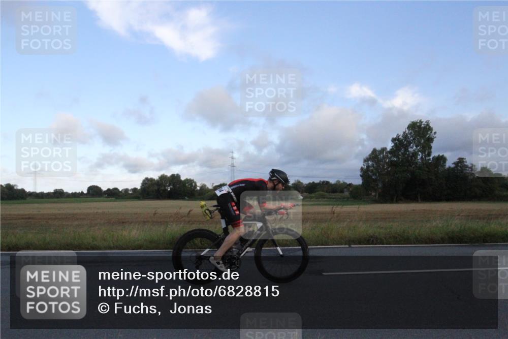 25.08.2024 - Elbe Triathlon Hamburg Fuchs,  Jonas http://msf.ph/oto/6828815 25.08.2024 08:55:07 Radfahren 42, 75, 56, 48, 184, 134 meine-sportfotos.de